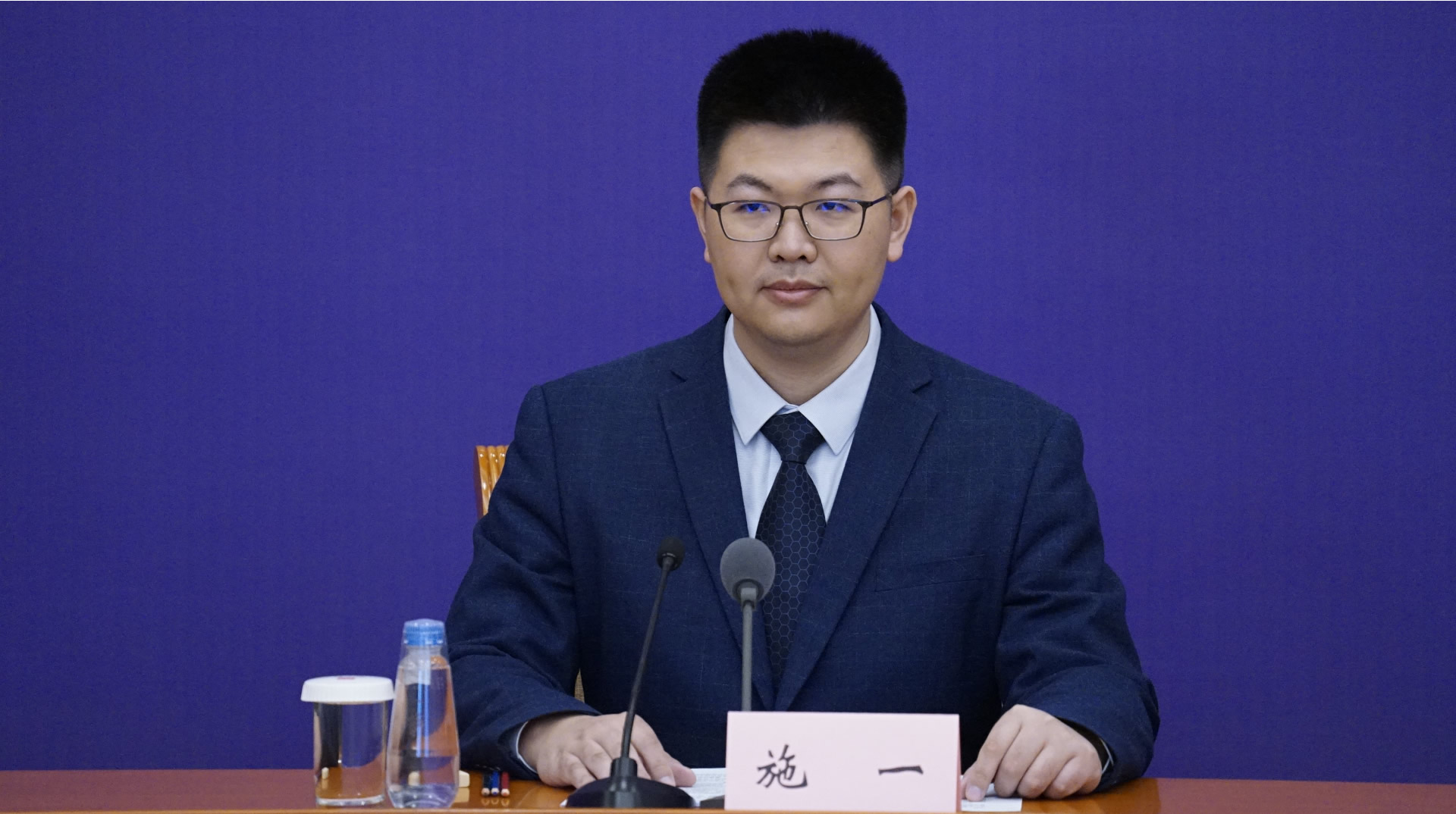 新冠溯源存多种说法 咱科学家正认真研究找源头防危害